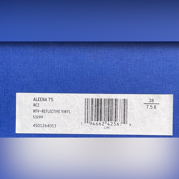 Stuart Weitzman Aleena sandal / reflective vinyl / light purple / size 7.5 / nwt - Picture 4 of 10